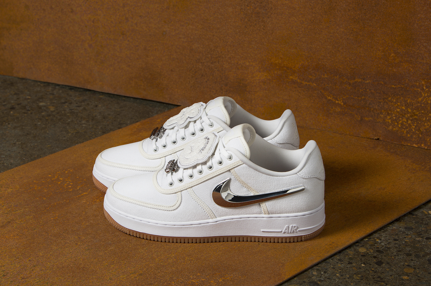 Найк трэвис. Nike Air Force 1 «af100». Найк АИР Форс Трэвис Скотт. Найк АИР Форс 1 Трэвис Скотт. Nike Air Force 1 Low x Travis Scott «af100».
