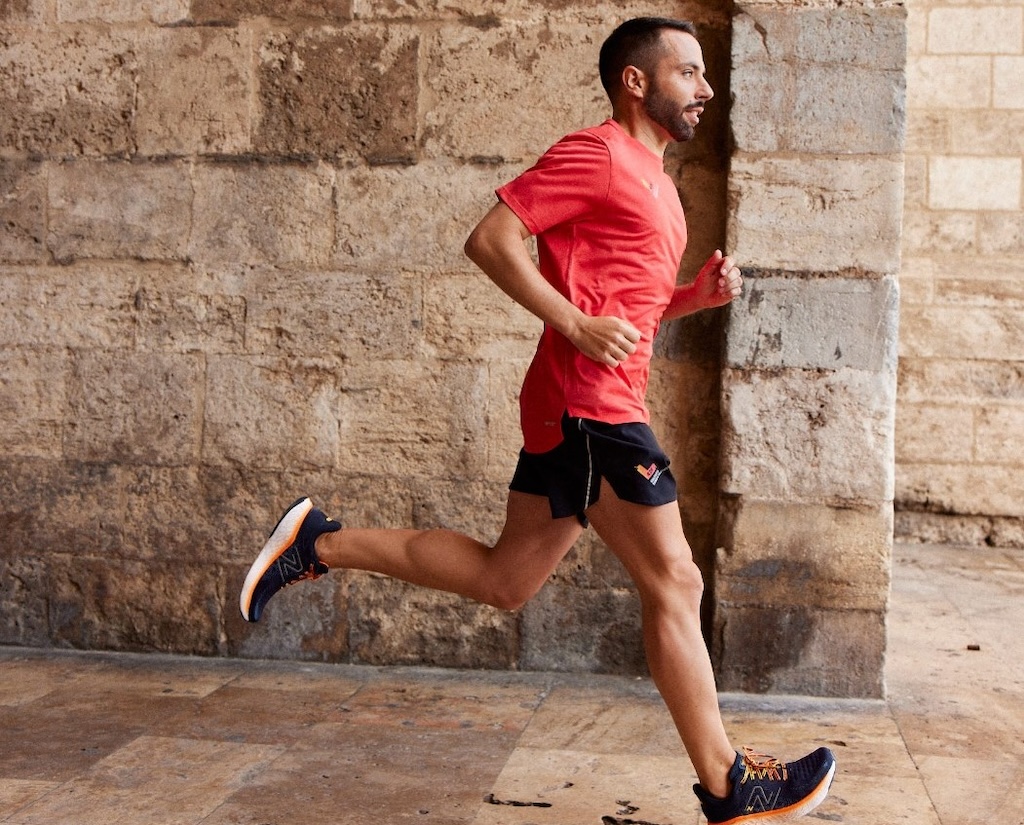 New Balance lanza una campana para hacerse con un dorsal para la Maraton de Valencia 2024 25 Gramos 25 Gramos