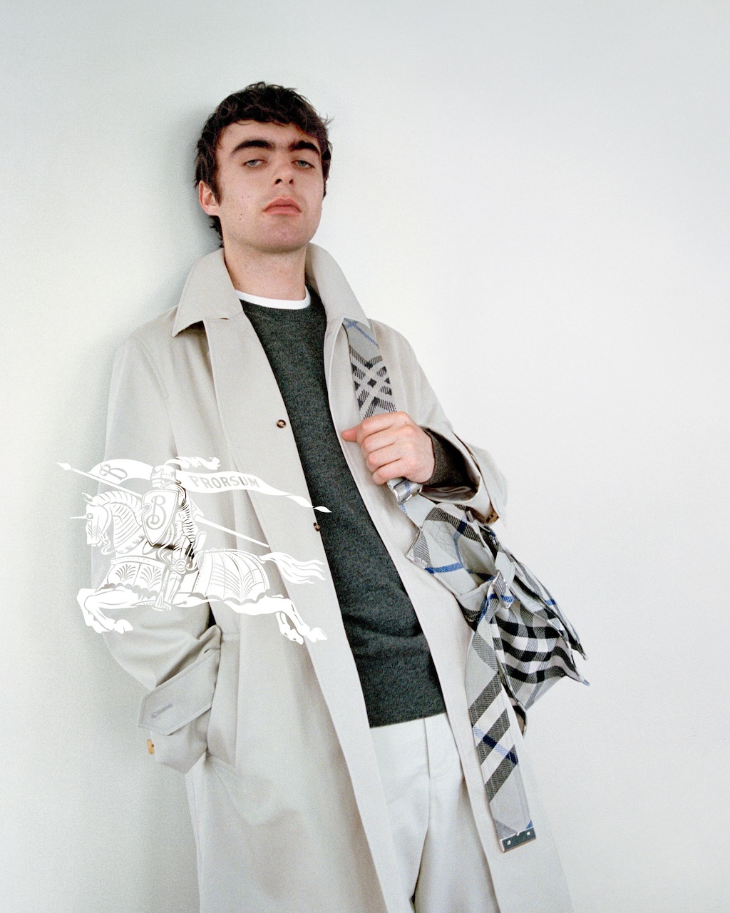 burberry lanza una nueva coleccion de burberry classics 25gramos 5
