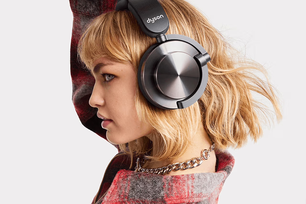 dyson se adentra en el mundo del sonido con los nuevos cascos ontrac 25gramos 6