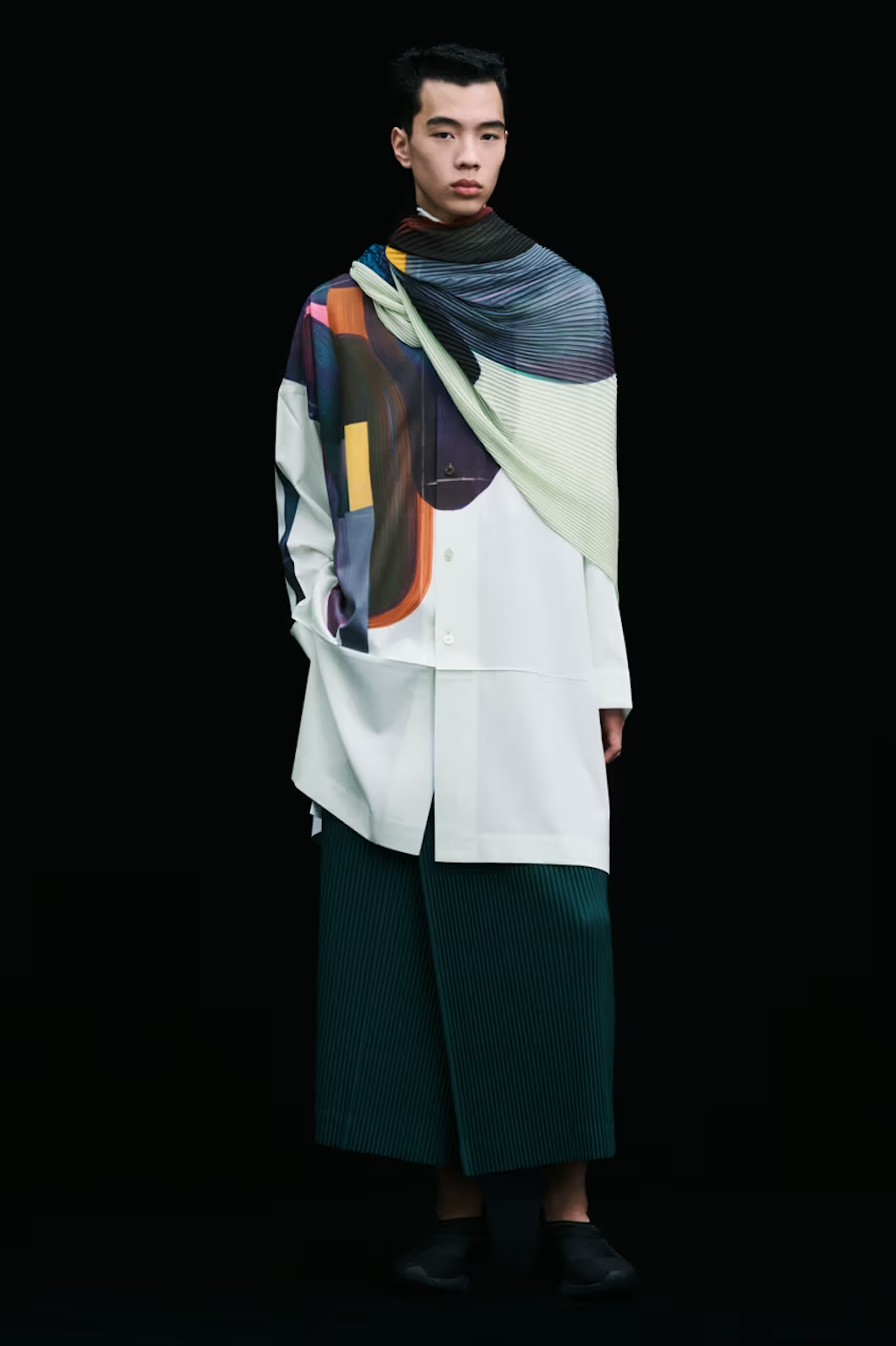 homme plisse issey miyake cuenta con la colaboracion de ronan bouroullec en su ultima coleccion 25gramos 4