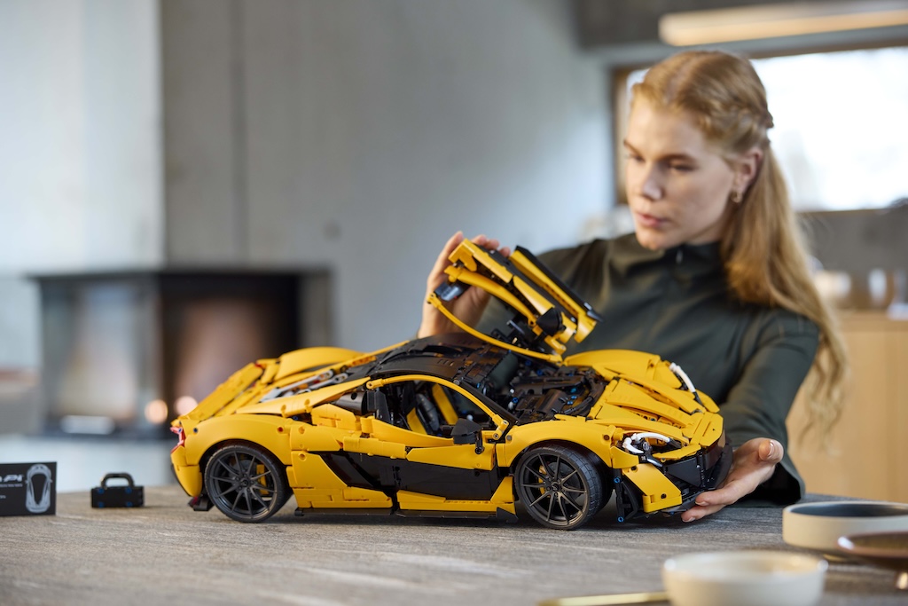 lego y mclaren se unen para lanzar el nuevo lego technic mclaren p1 25gramos 4