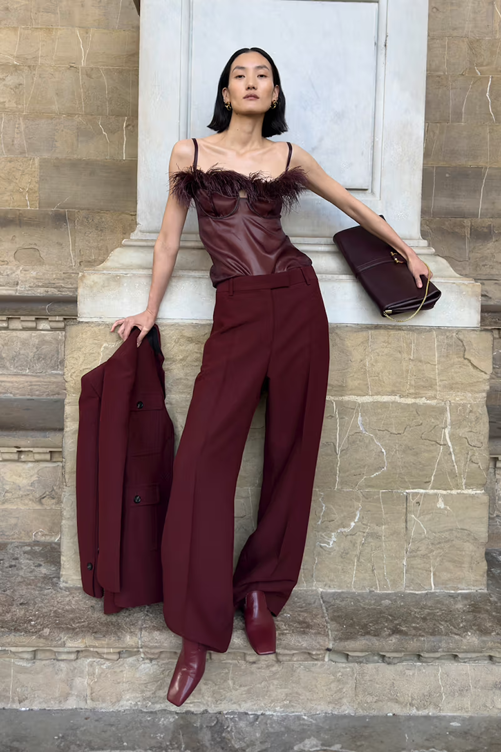 ferragamo desvela la campana de su nueva coleccion para otono invierno 2024 25gramos 1