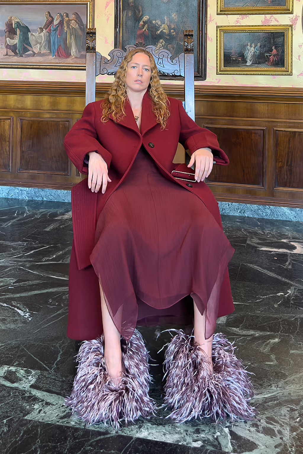 ferragamo desvela la campana de su nueva coleccion para otono invierno 2024 25gramos 4