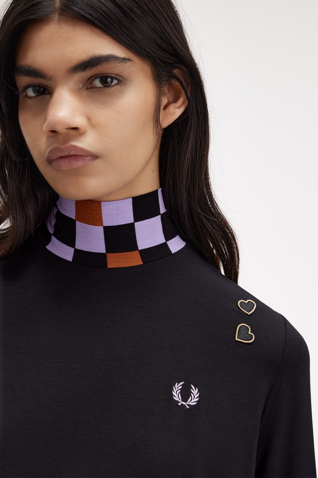 fred perry anuncia una nueva coleccion con la fundacion de amy winehouse 25gramos 8