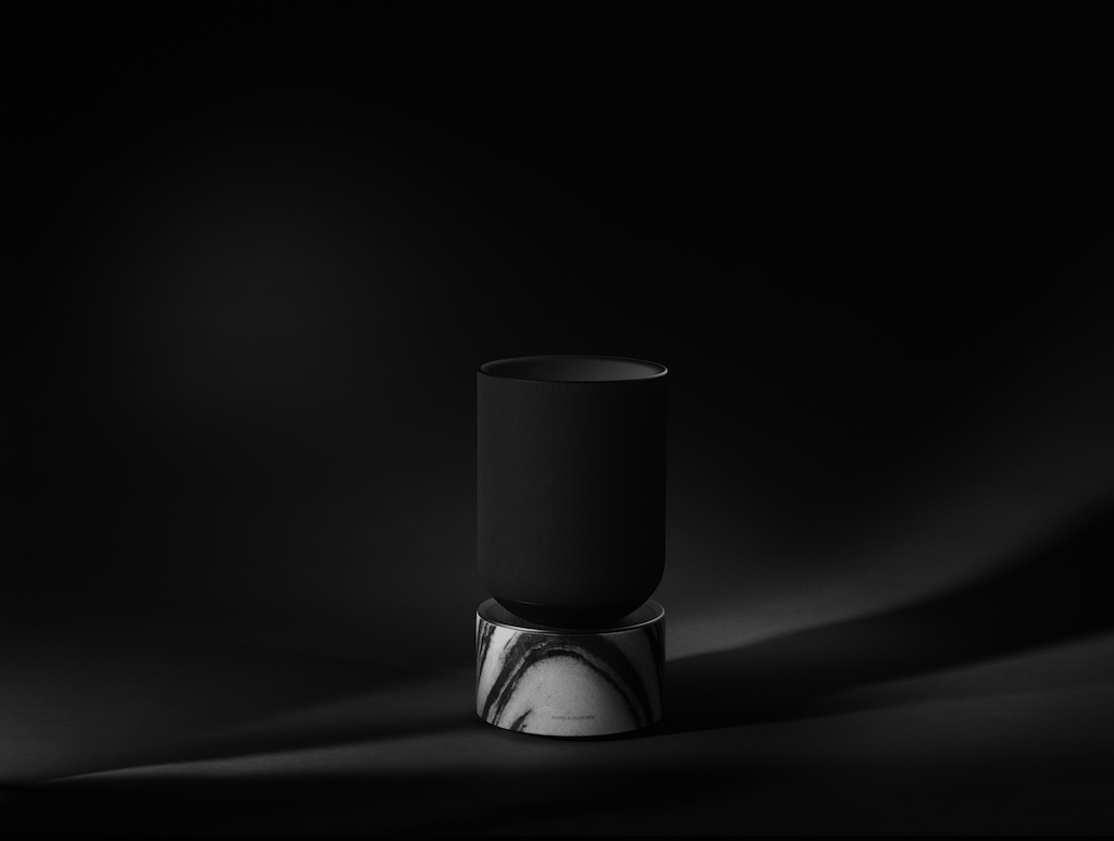 bangolufsen presenta el nuevo beosound balance fabricado en marmol negro 25gramos 1
