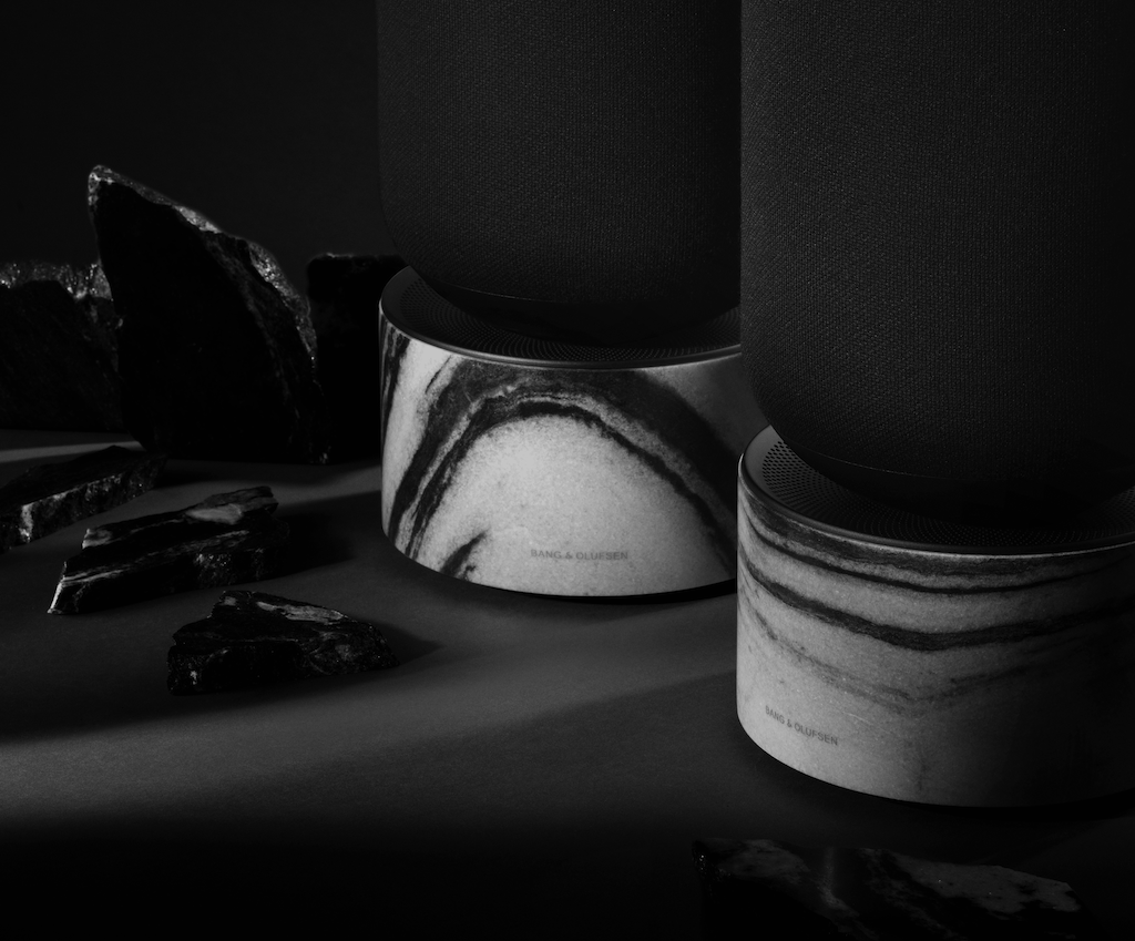 bangolufsen presenta el nuevo beosound balance fabricado en marmol negro 25gramos 2