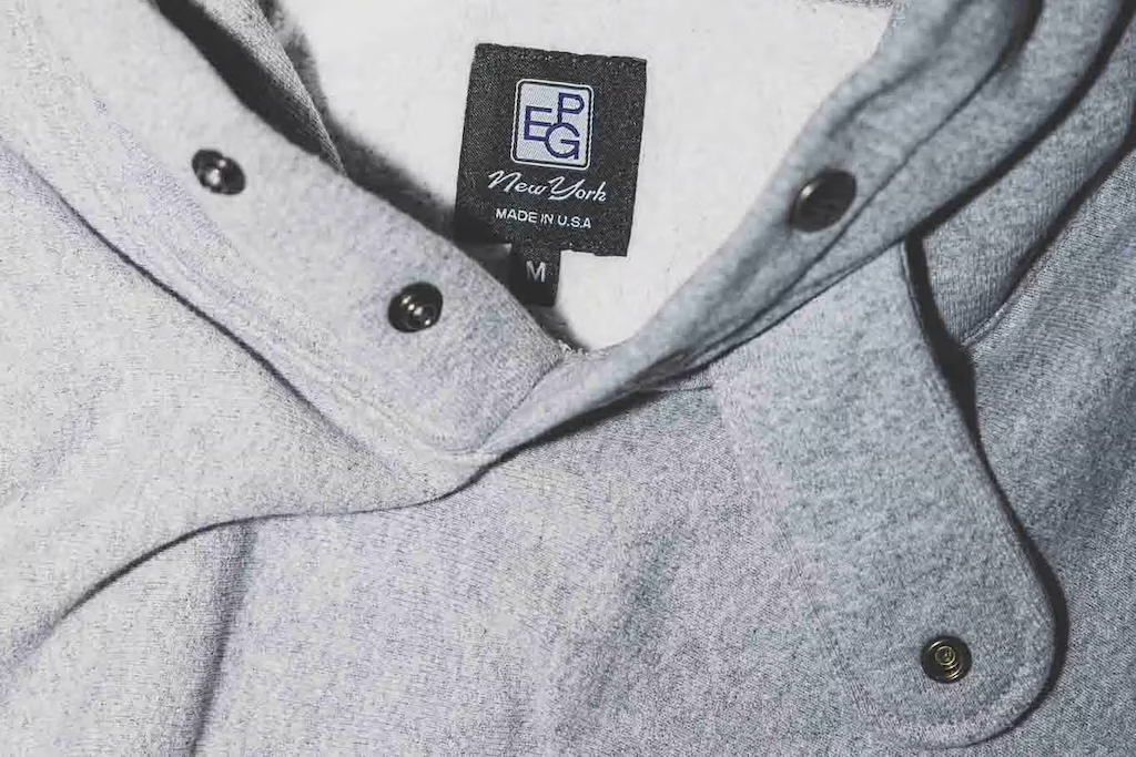 beams plus y engineered garments retoman su colaboracion con una capsula de basicos 25gramos 3