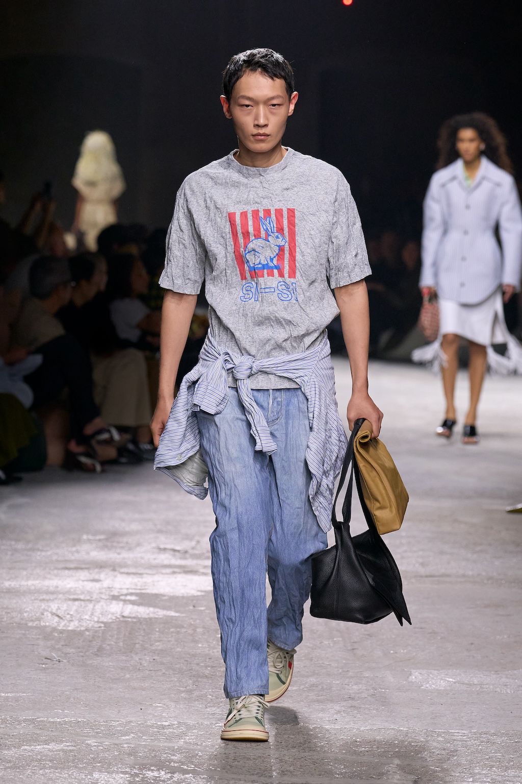 bottega veneta reivindica la aventura del dia a dia en su nueva coleccion ss25 25gramos 2