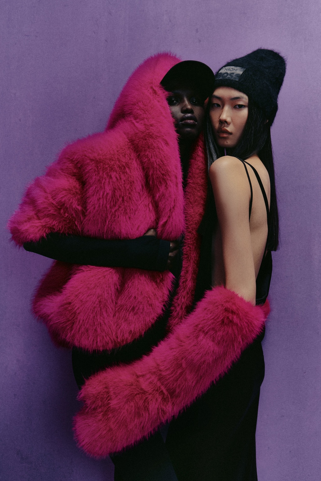hugo boss lanza el segundo drop de su colaboracion junto a naomi campbell 25gramos 6