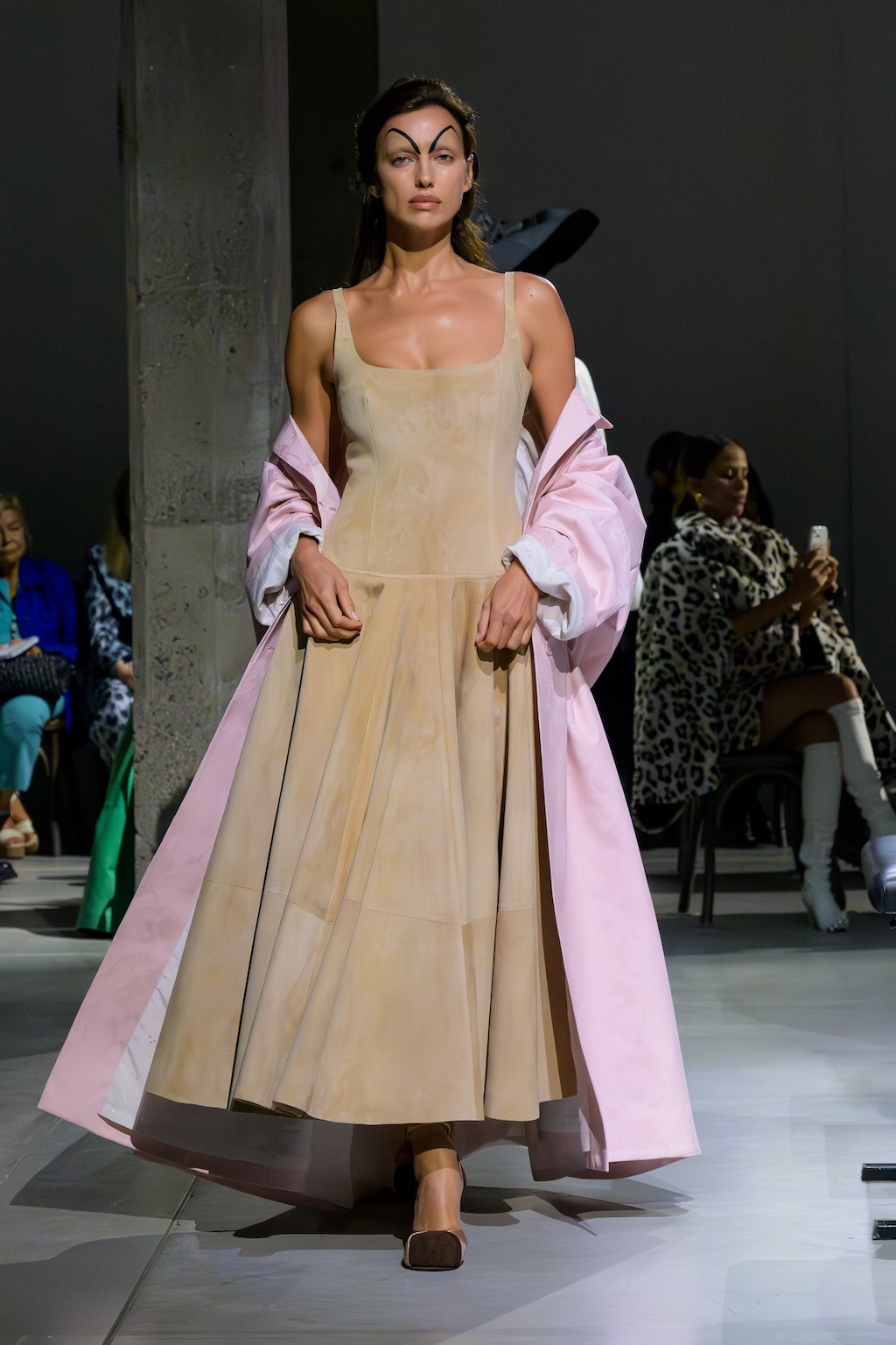 marni rinde homenaje a la busqueda de la belleza en su nueva coleccion 25gramos 8