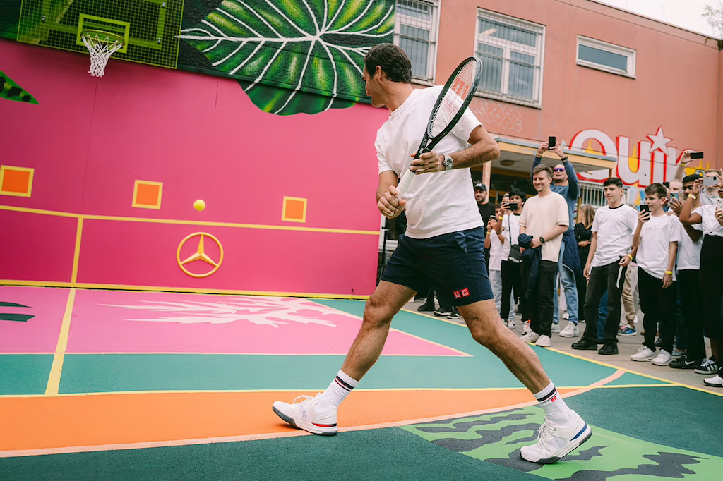 roger federer y mercedes benz retoman su proyecto neon legacy con una nueva apertura en berlin 25gramos 2