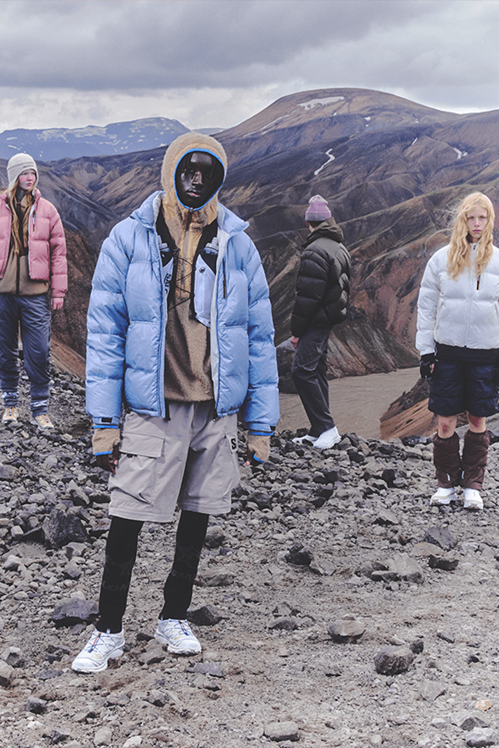 salomon viaja hasta las montanas de islandia en su ultima campana 25gramos 7