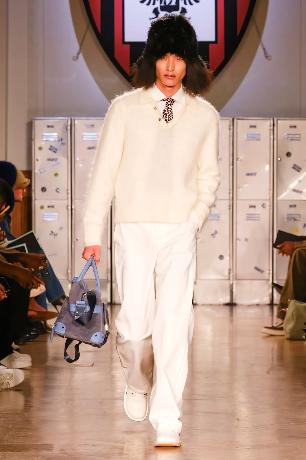 skepta cierra la semana de la moda de londres con su segundo desfile para mains 25gramos 18