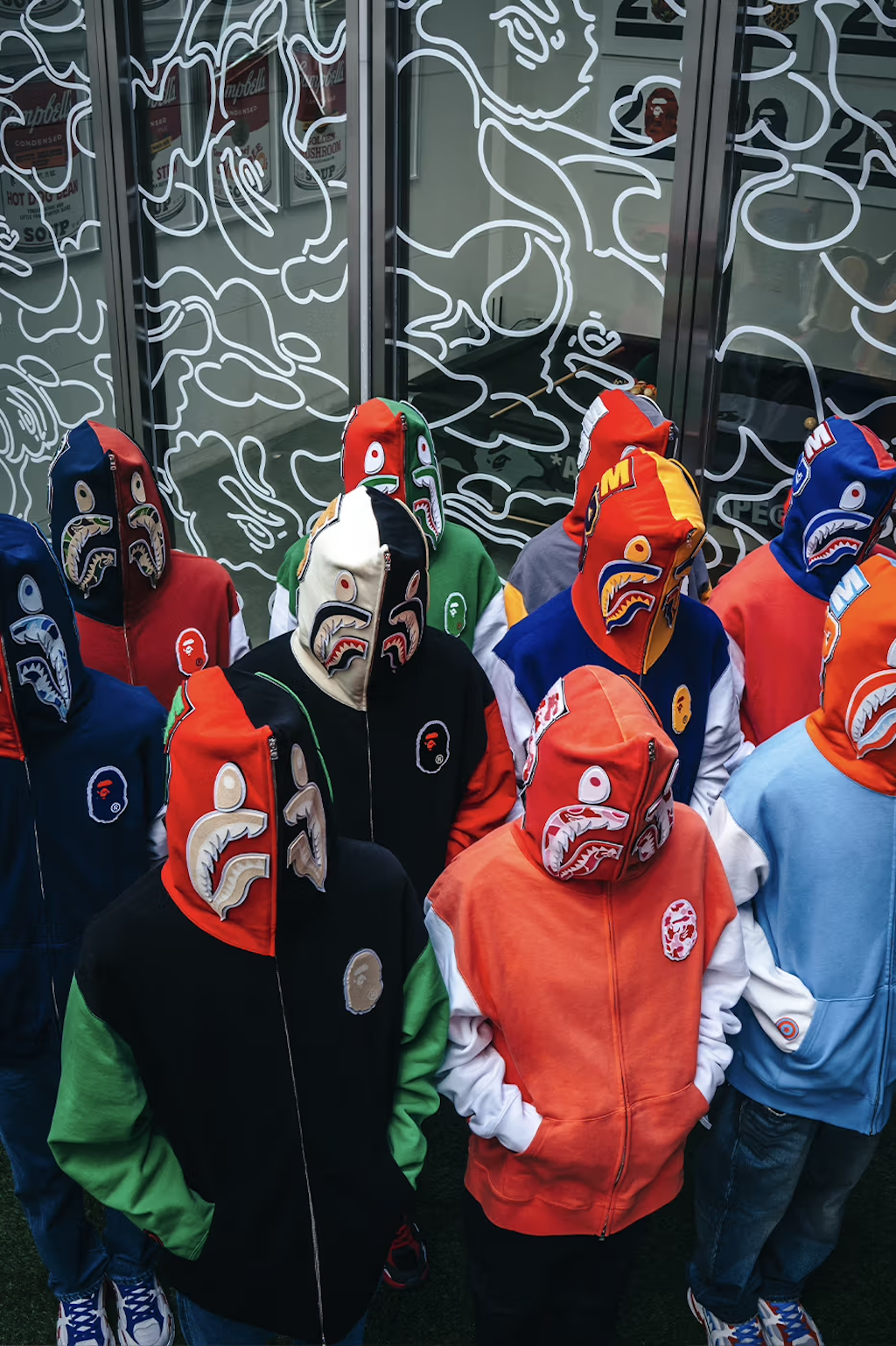 bape celebra el 20o aniversario de su iconica sudadera con nuevos lanzamientos 25gramos 1