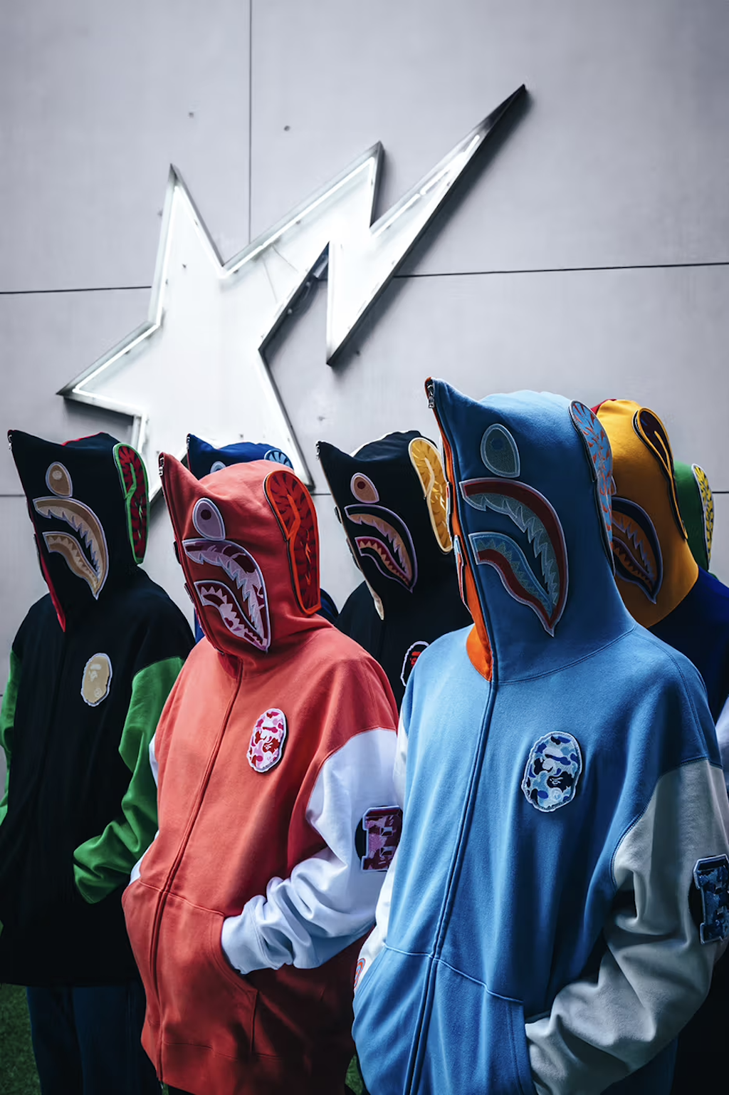 bape celebra el 20o aniversario de su iconica sudadera con nuevos lanzamientos 25gramos 2