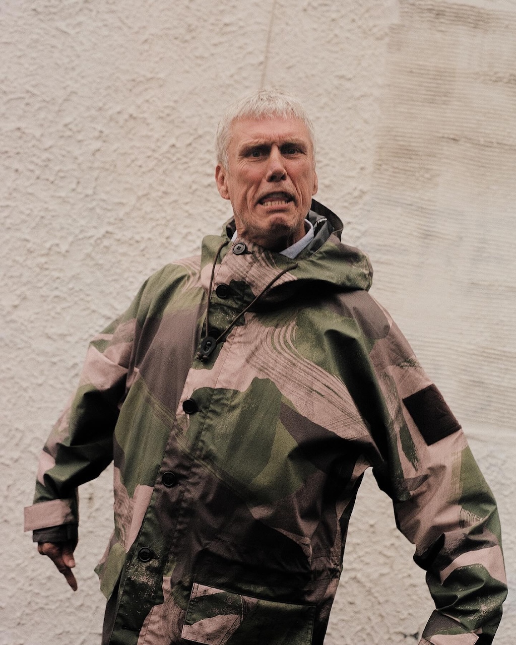 palace presenta su primera colaboracion junto a la firma japonesa beams plus 25gramos 4