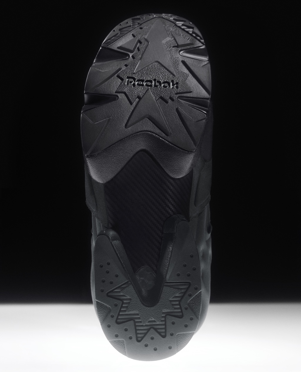 reebok rinde homenaje al 30o aniversario de la silueta instapump 25gramos 3