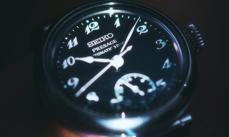 seiko se alia con porter classic para lanzar un nuevo reloj de edicion limitada 25gramos 1 1