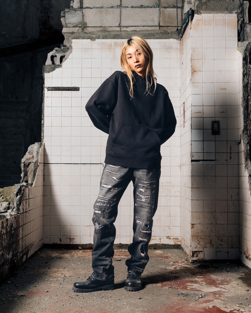 el negro es el protagonista de la nueva coleccion de levis junto a clot 25gramos 1