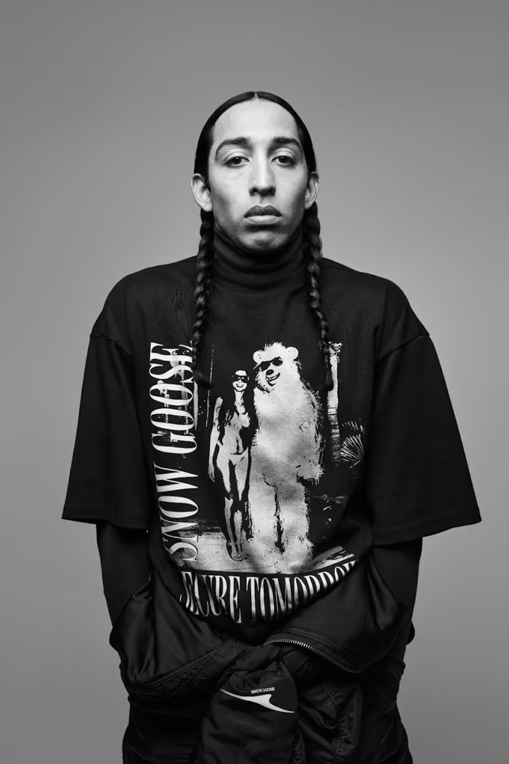 haider ackermann se estrena como director creativo de canada goose con su nueva coleccion snow goose by canada goose 25gramos 6