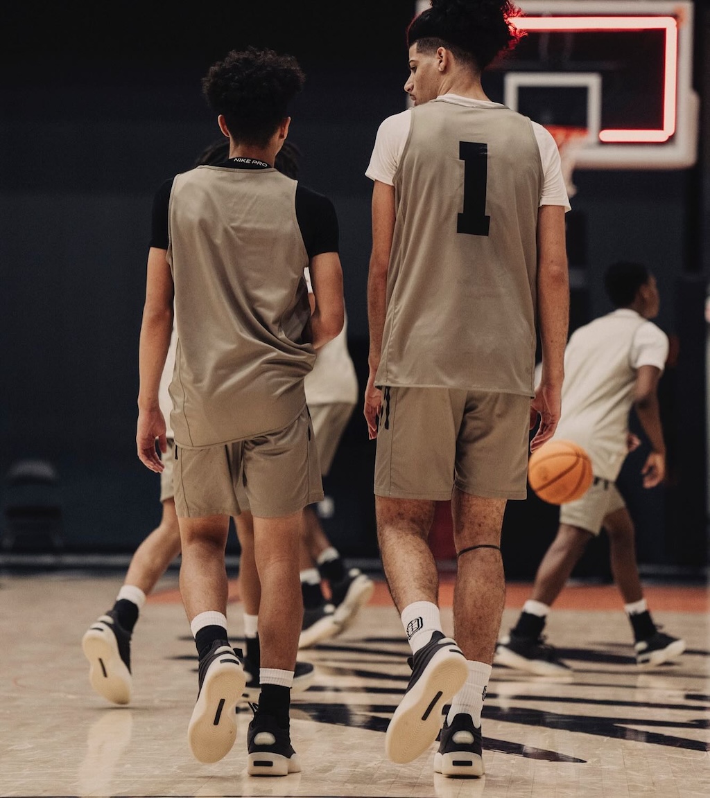 Las zapatillas de baloncesto de Fear of God Athletics llegan a la