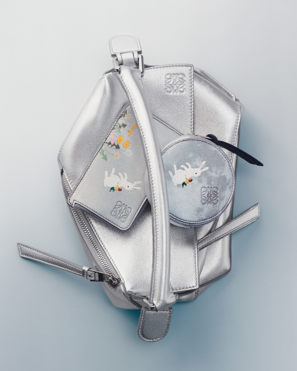 loewe revela su coleccion holidays en colaboracion con suna fujita 25gramos 8