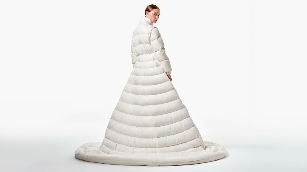 moncler reimagina un diseno de los 80 en su proyecto re icons 25gramos 4