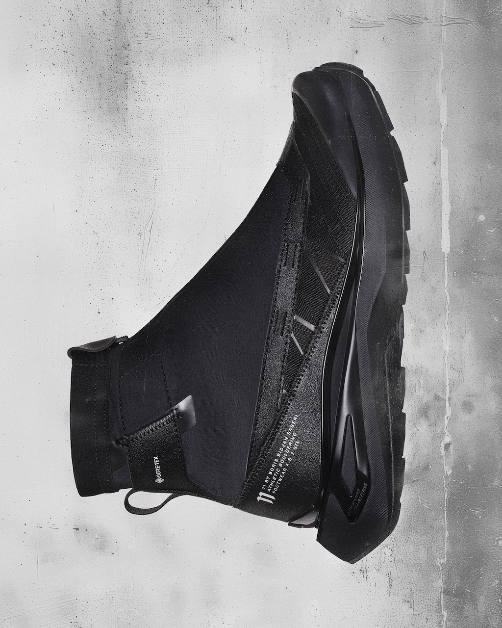 salomon y boris bidjan saberi expanden su colaboracion con unas nuevas zapatillas 25gramos 2