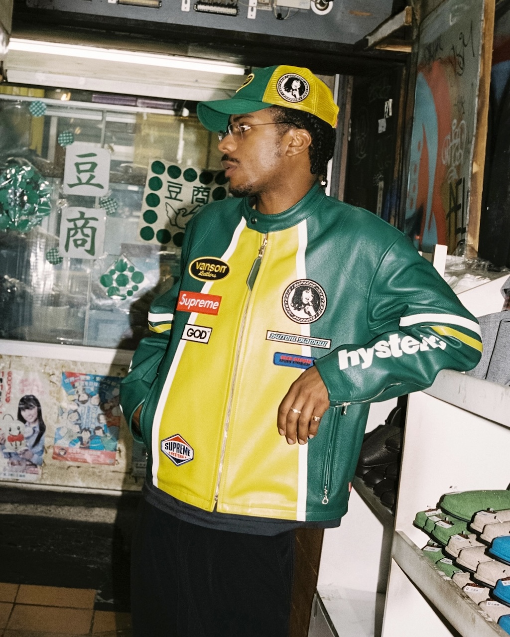 supreme se alia con hysteric glamour en su ultima coleccion capsula 25gramos 2