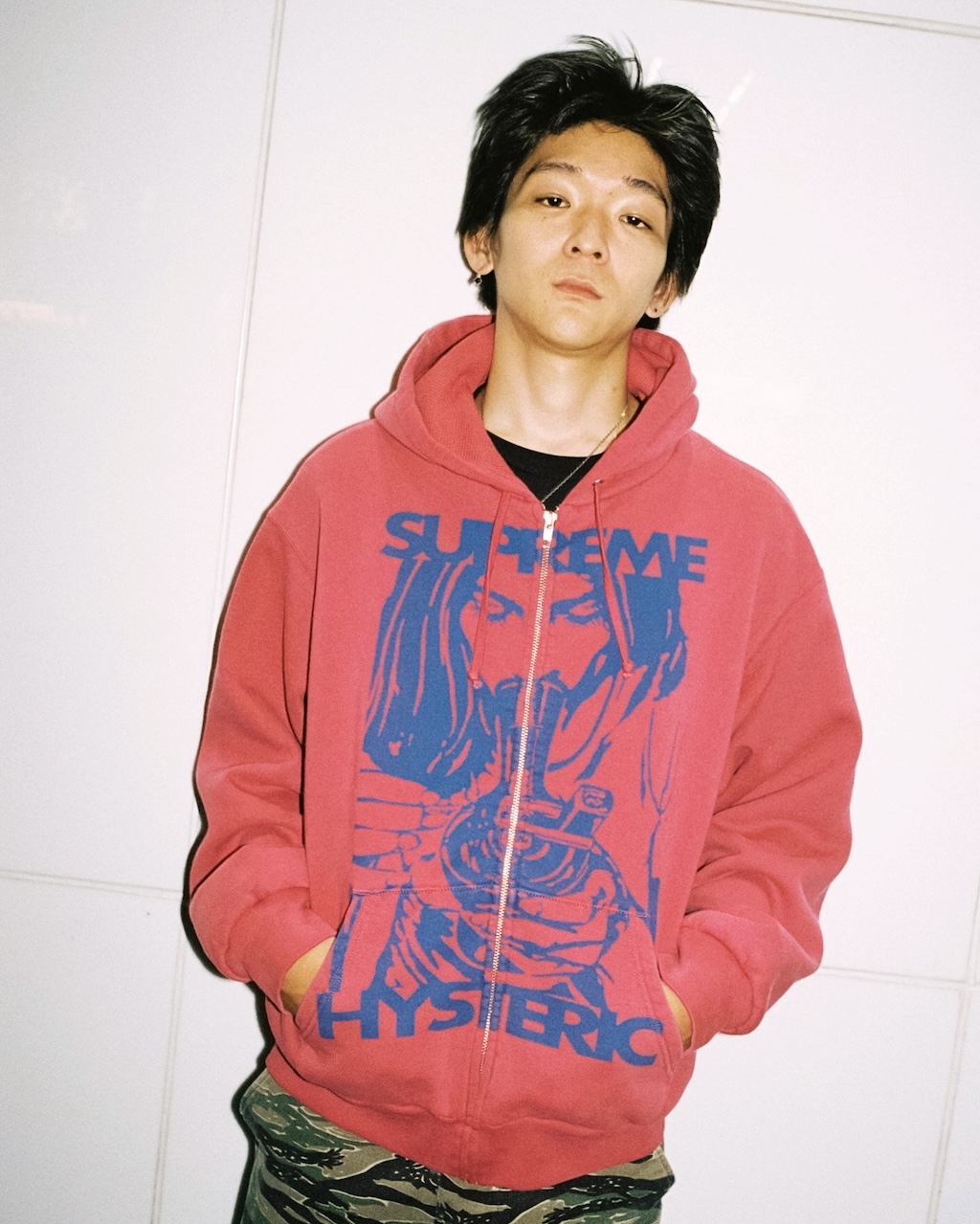 supreme se alia con hysteric glamour en su ultima coleccion capsula 25gramos 5