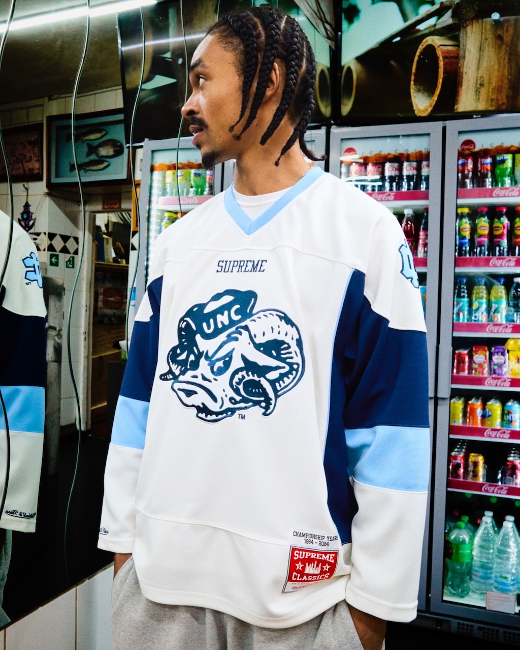 supreme y mitchell ness vuelven a la universidad en su nueva coleccion para la ncaa 25gramos 8