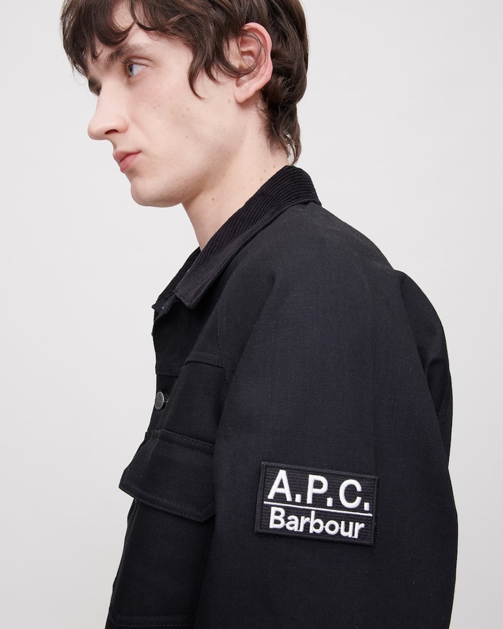 a p c presenta su primera propuesta colaborativa junto a barbour 25gramos 1