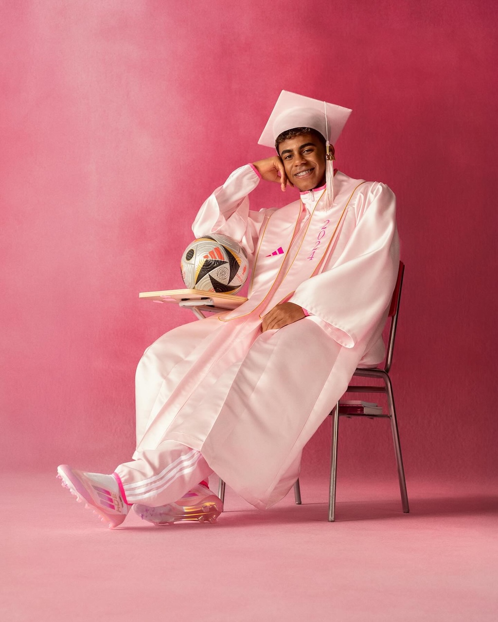 adidas presenta las primeras botas exclusivas para lamine yamal 25gramos 1