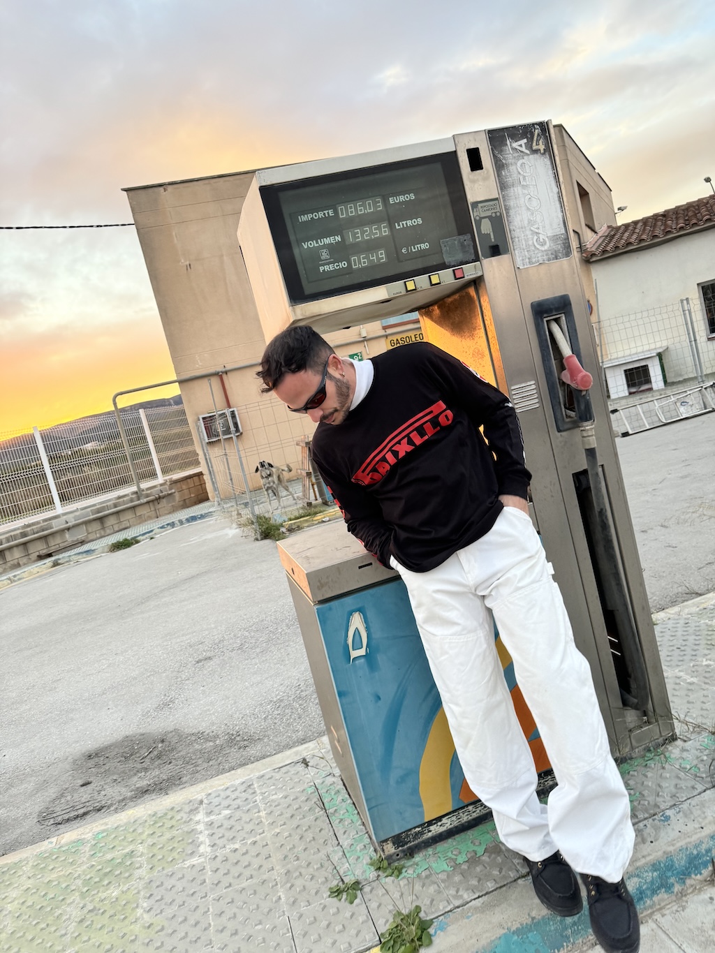 alizzz amplia el universo de conduccion temeraria con una nueva linea de merch y una pop up efimera 25gramos 3