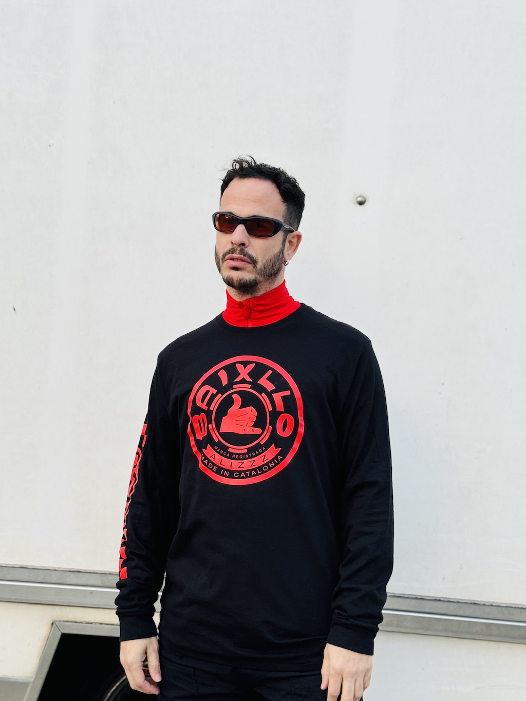 alizzz amplia el universo de conduccion temeraria con una nueva linea de merch y una pop up efimera 25gramos 4