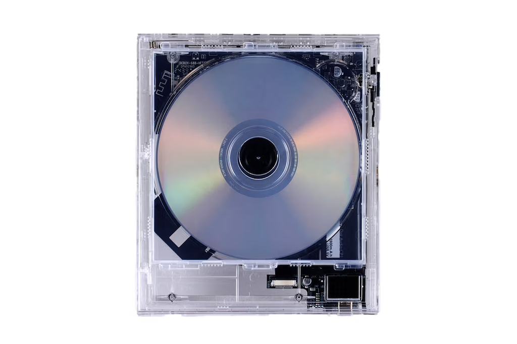 beams y km5 lanzan un nuevo reproductor de cd inspirado en la decada de los 90 25gramos 1