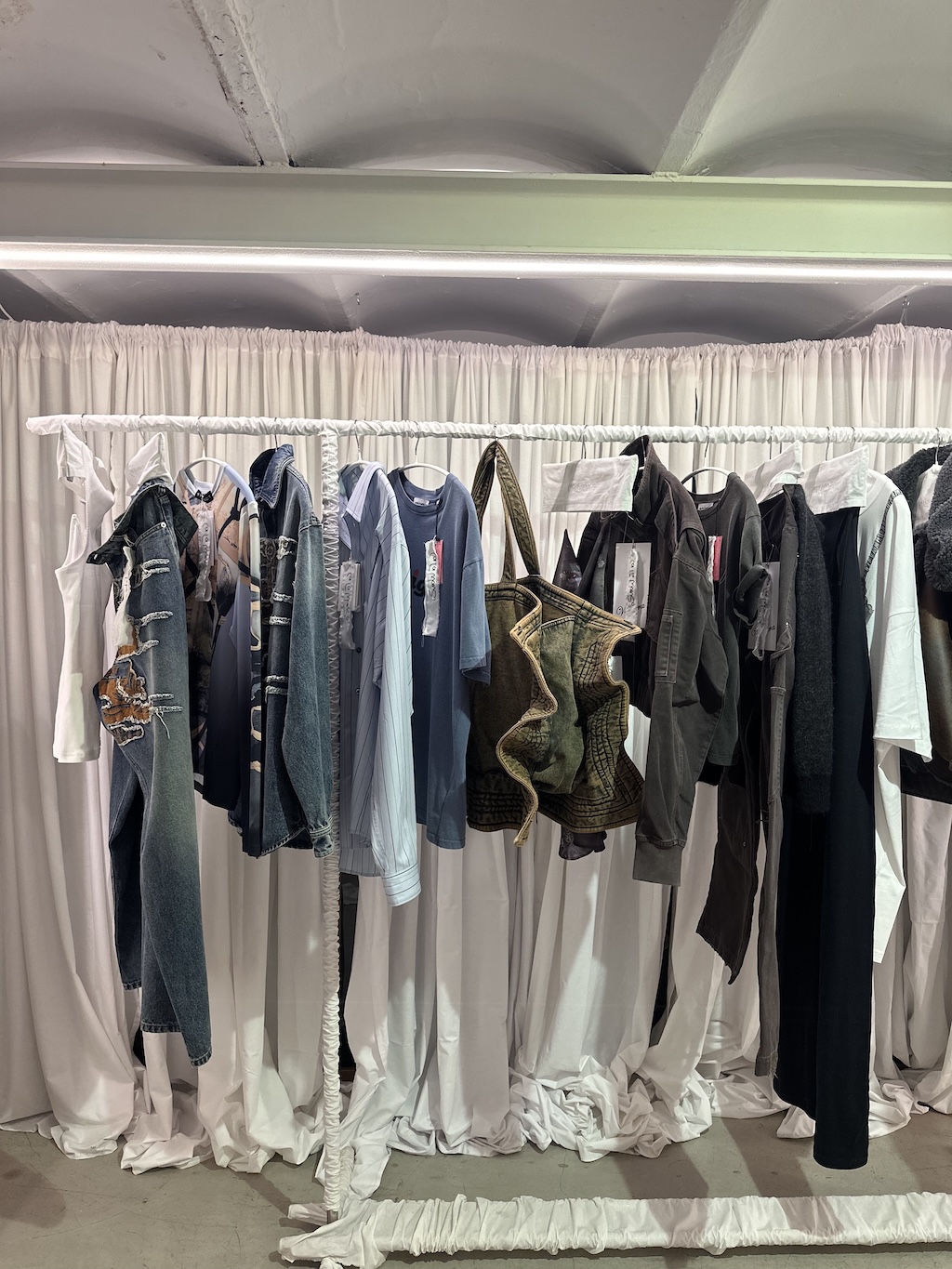 ca la manso es la nueva pop up de la manso dedicada a la moda y el diseno 25gramos 3