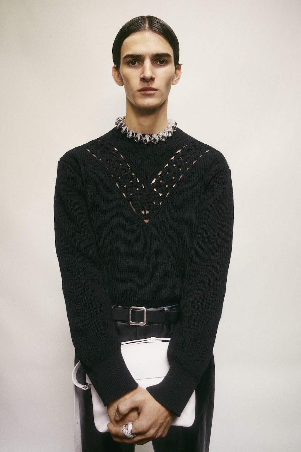 jil sander desvela el lookbook de su coleccion resort 2025 25gramos 3