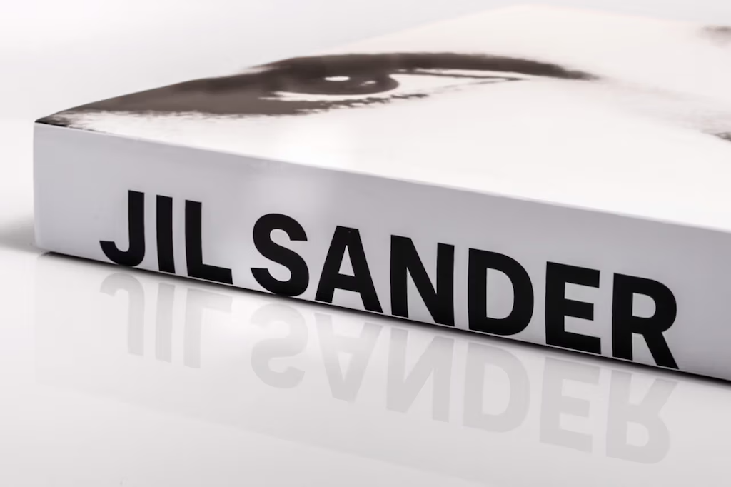 jil sander repasa su carrera en un nuevo libro publicado por prestel 25gramos 2