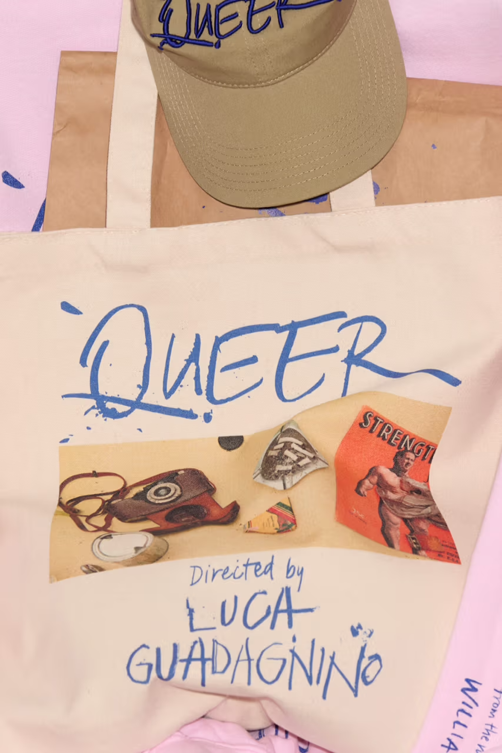 jw anderson ha disenado el merchandising de queer la ultima pelicula de luca guadagnino 25gramos 7
