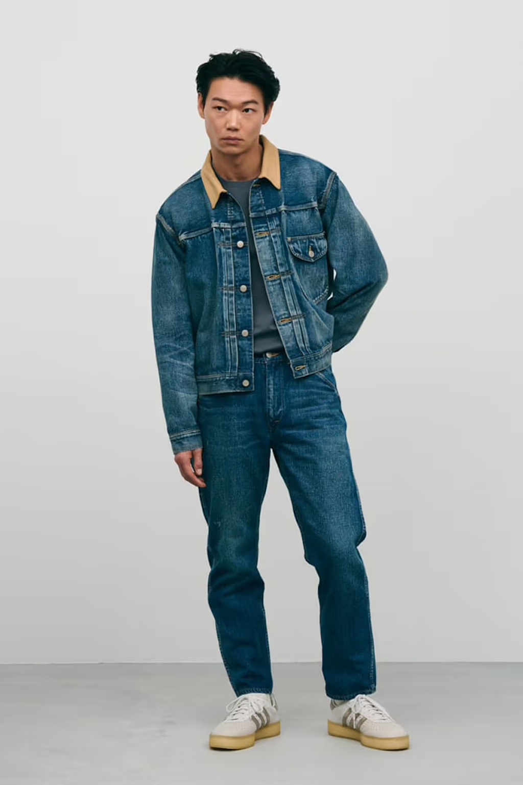 kith da comienzo a una nueva colaboracion junto a new manual 25gramos 2