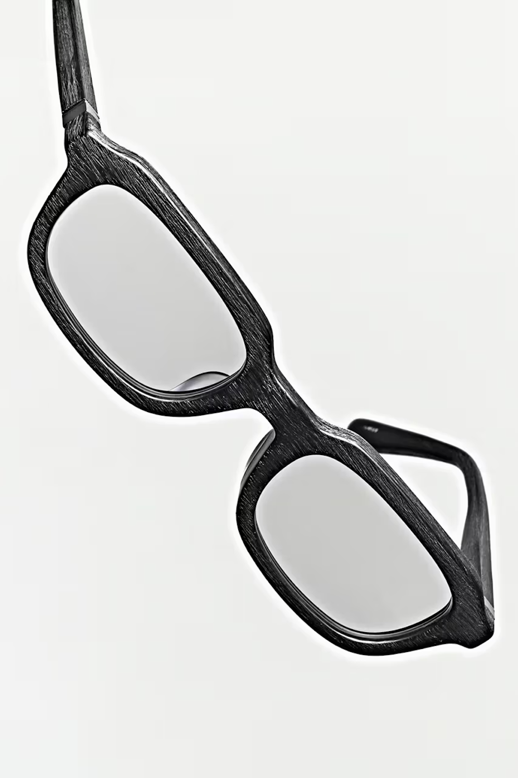 la linea eyes de issey miyake estrena nueva montura wood 25gramos 2