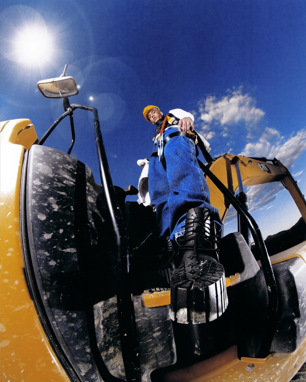 mschf presenta una nueva coleccion acompanada de una de sus botas mas queridas las 2x4 25gramos 2