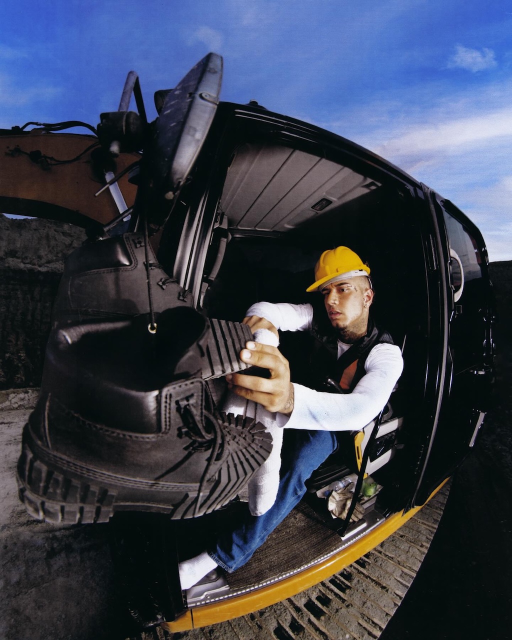 mschf presenta una nueva coleccion acompanada de una de sus botas mas queridas las 2x4 25gramos 3