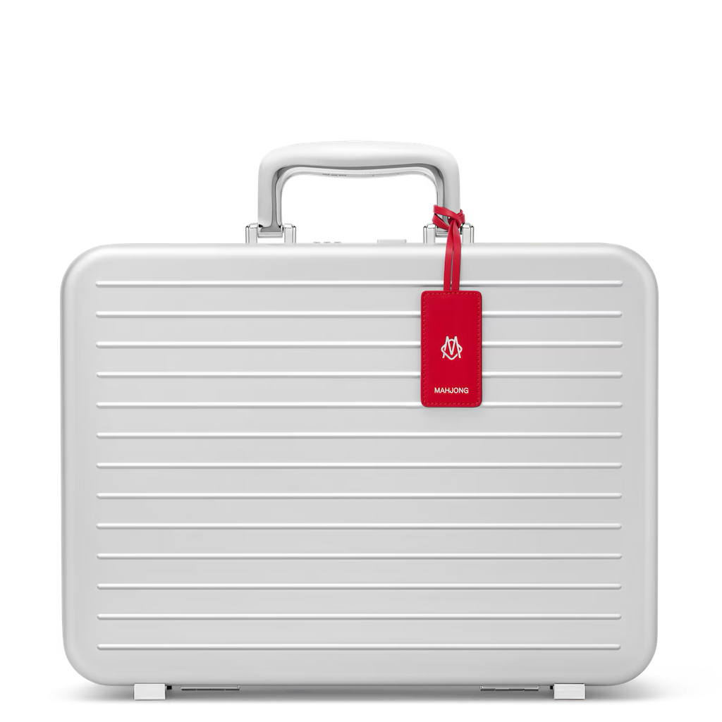 rimowa presenta un set de mahjong de edicion limitada para holiday 2024 25gramos 2
