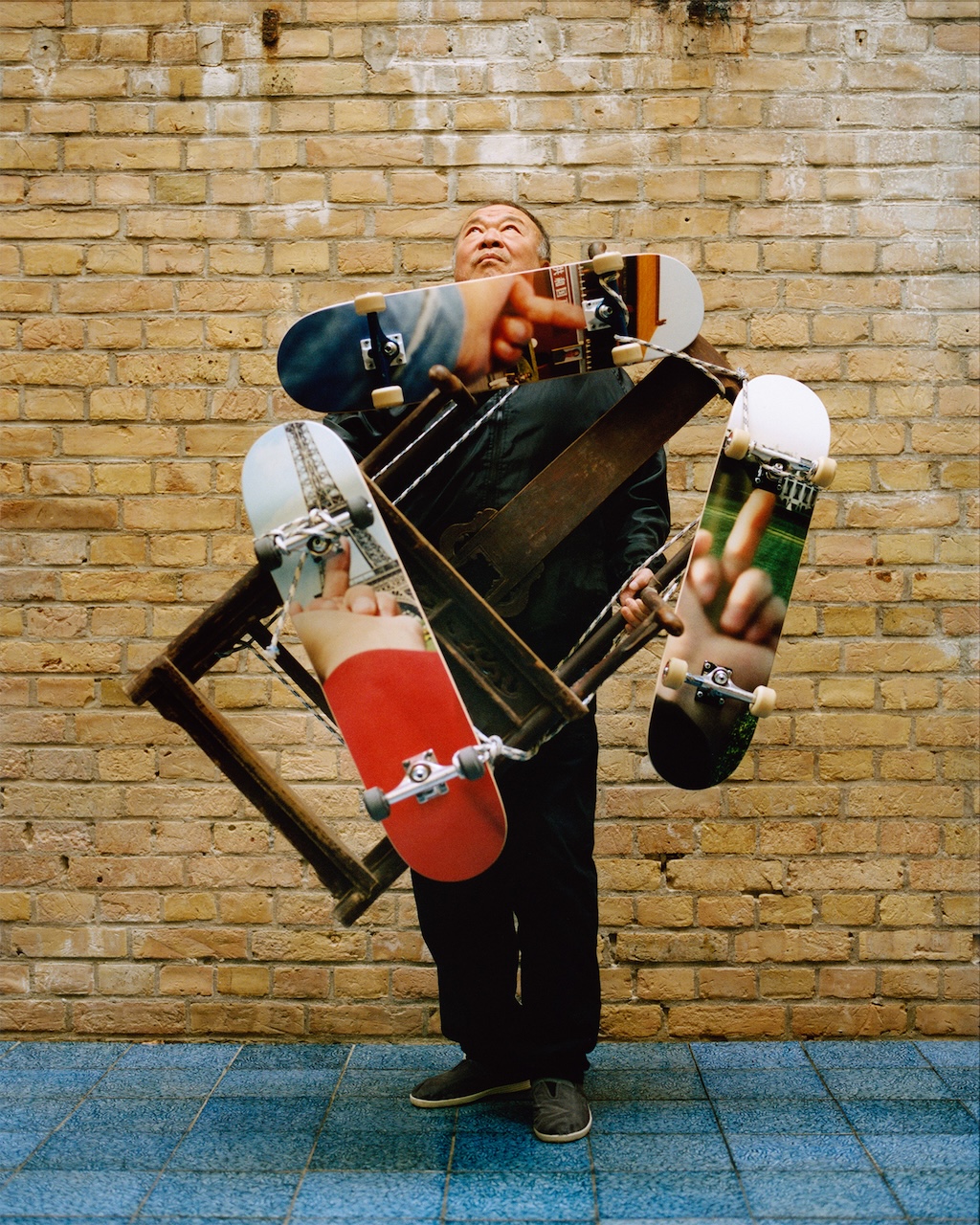 the skateroom desvela una tercera colaboracion junto al artista ai weiwei 25gramos 1