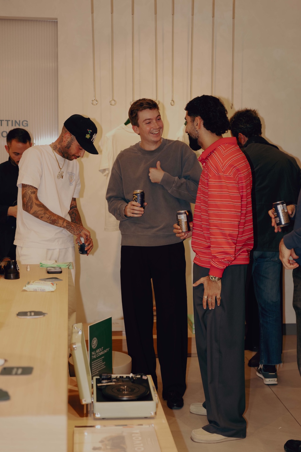 worldly studios e invited brands celebran su asociacion con un evento en madrid 25gramos 5