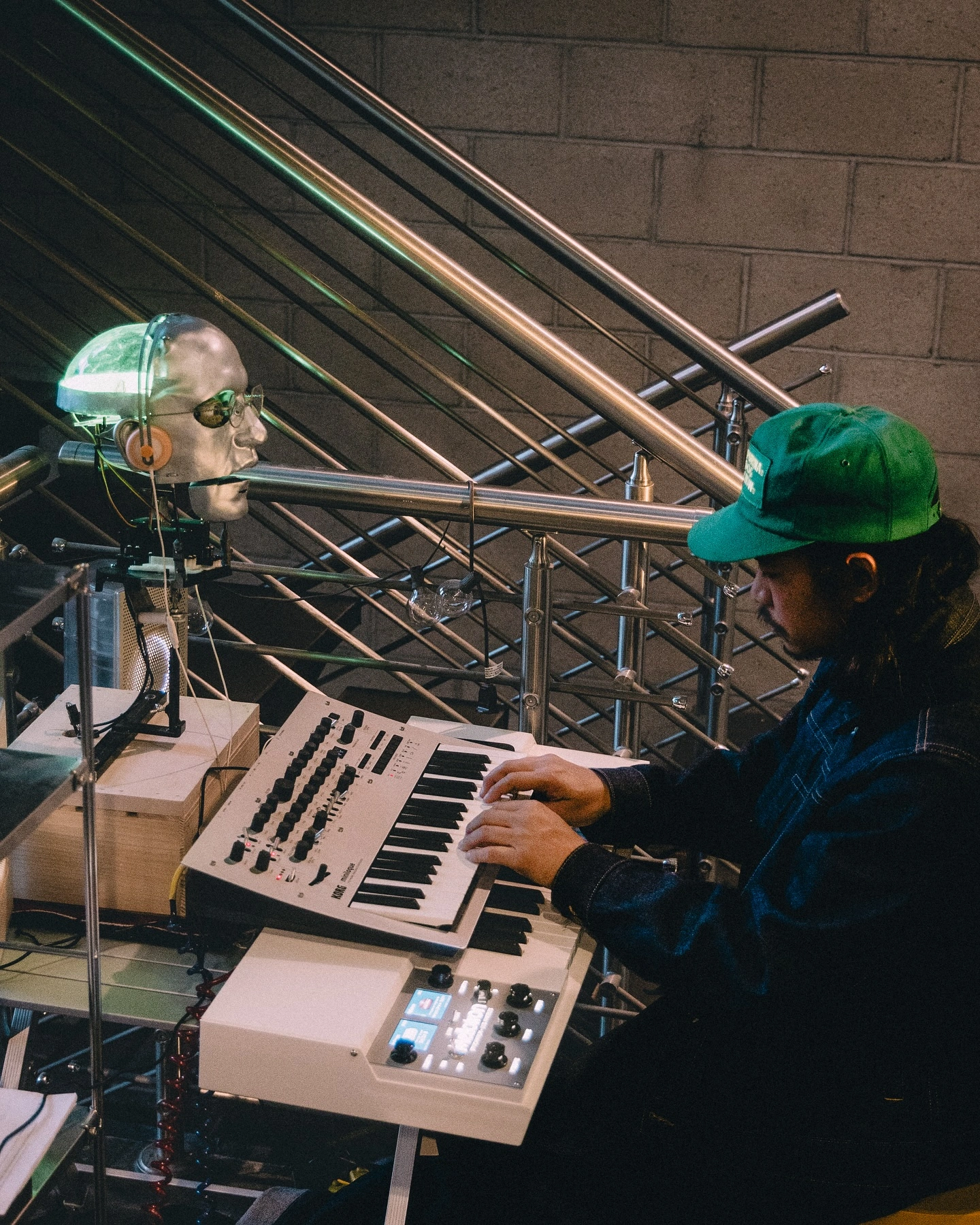brain dead reimagina los cascos de aiaiai en su nueva colaboracion 25gramos 1