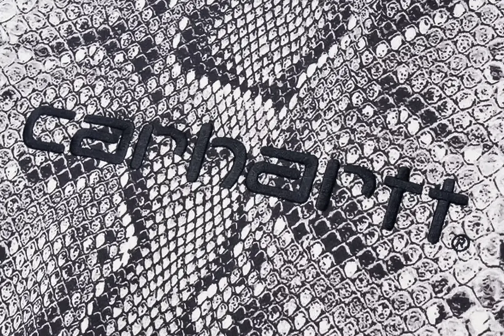 carhartt wip lanza el year of the snake pack por la entrada en el ano nuevo lunar 25gramos 3